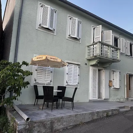 Gradina View - Floor Apartment *
