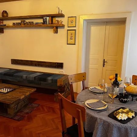 Gradina View - Floor