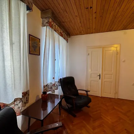 Gradina View - Floor Ledenice